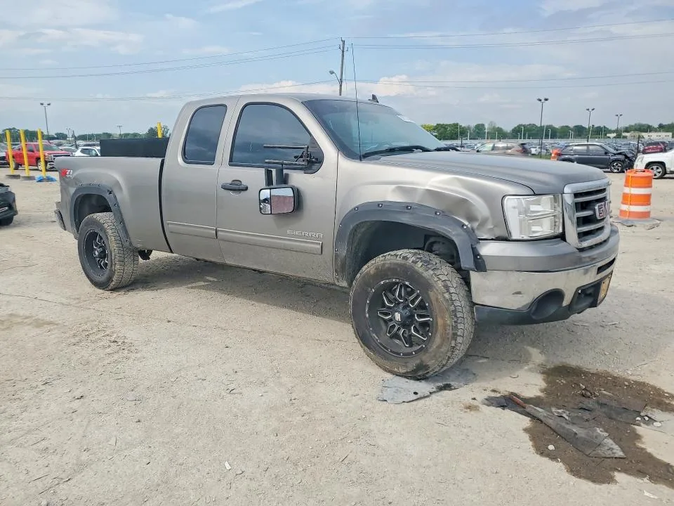 1GTR2VE77CZ330044 — 2012 GMC SIERRA photo 4