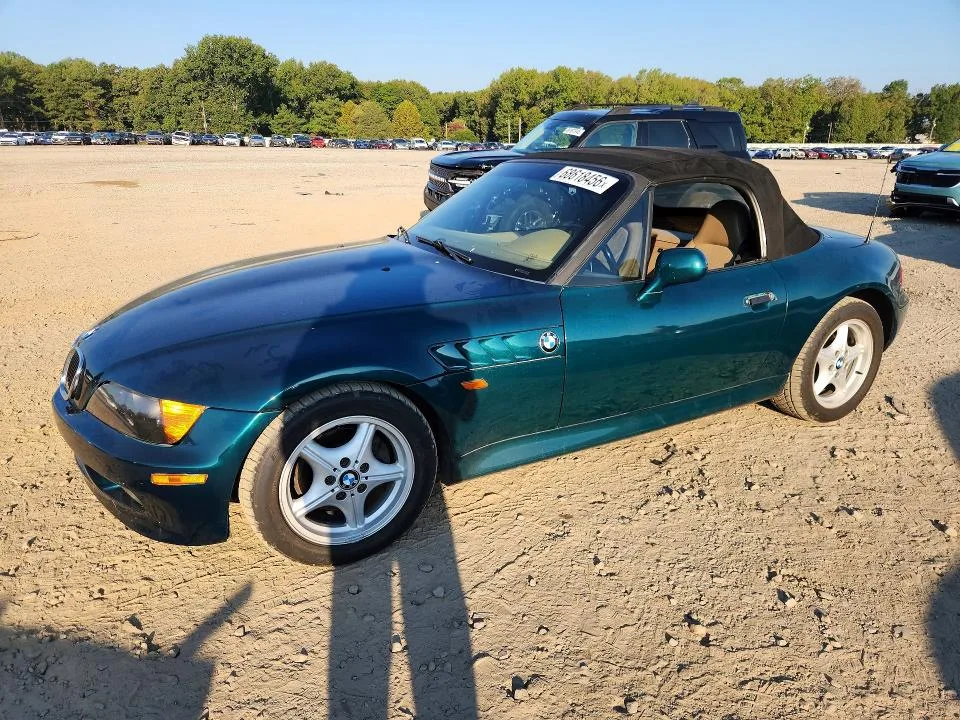 4USCH7322TLB74017 — 1996 BMW Z3 photo 1