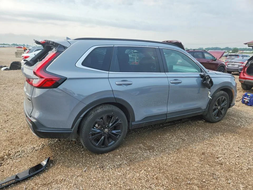 7FARS6H9XRE071815 — 2024 HONDA CR-V photo 3