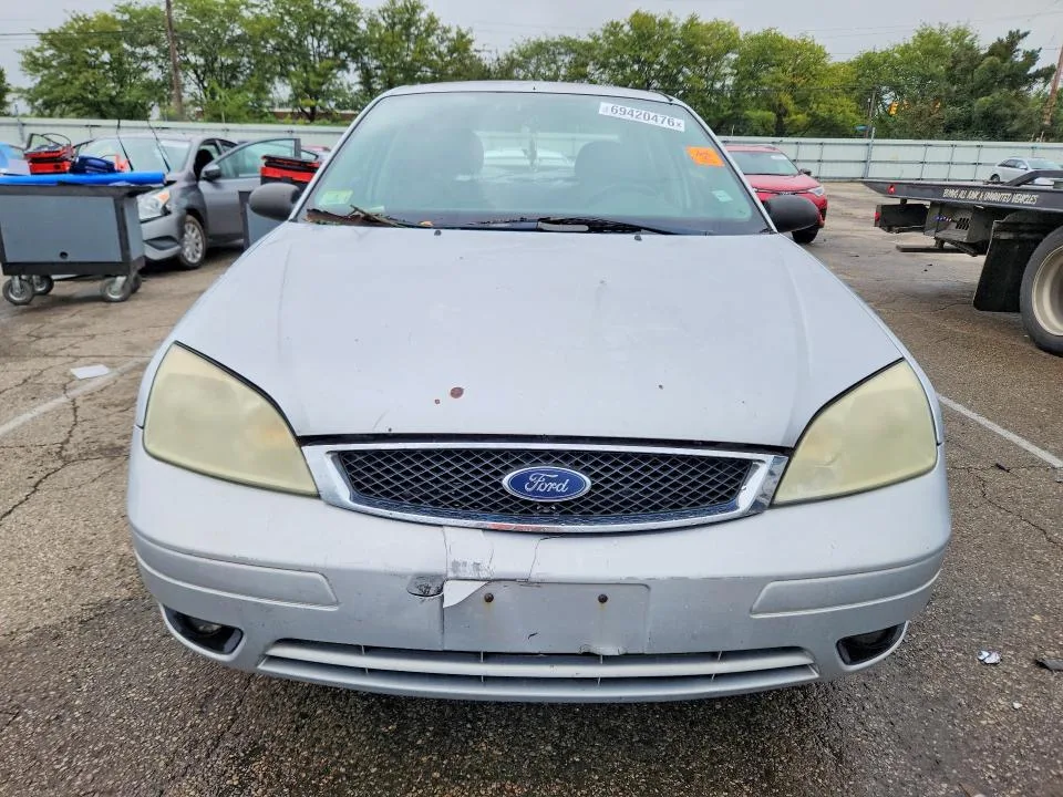 1FAHP34N77W171718 — 2007 FORD FOCUS photo 5