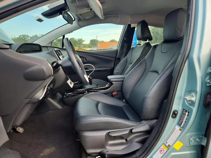 JTDKARFU3J3060228 — 2018 TOYOTA PRIUS photo 7