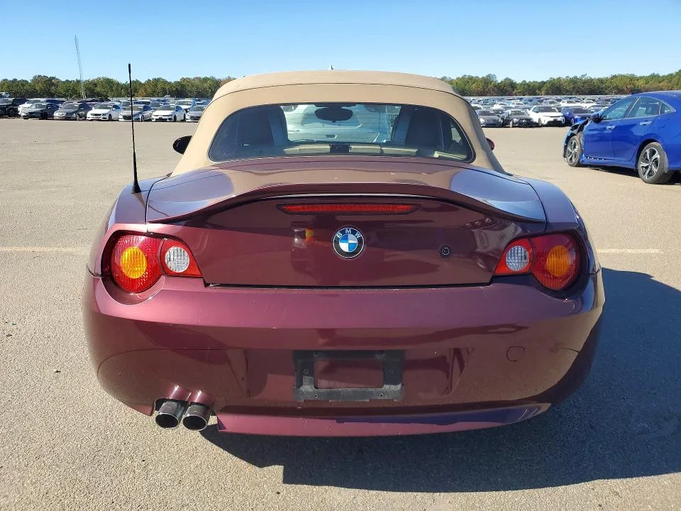 4USBT33493LR62262 — 2003 BMW Z4 photo 6