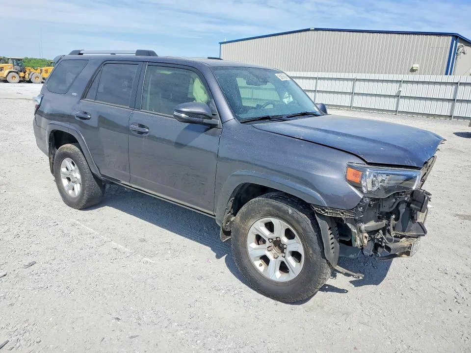 JTEFU5JR9N5271427 — 2022 TOYOTA 4 RUNNER photo 4