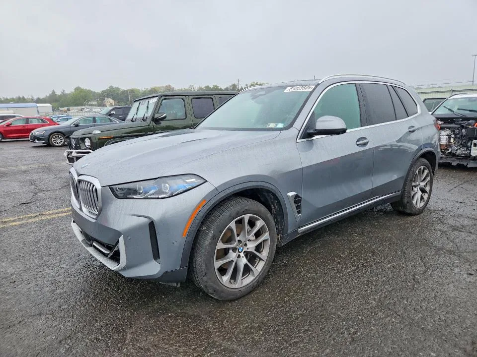 5UX23EU04R9V17963 — 2024 BMW X5