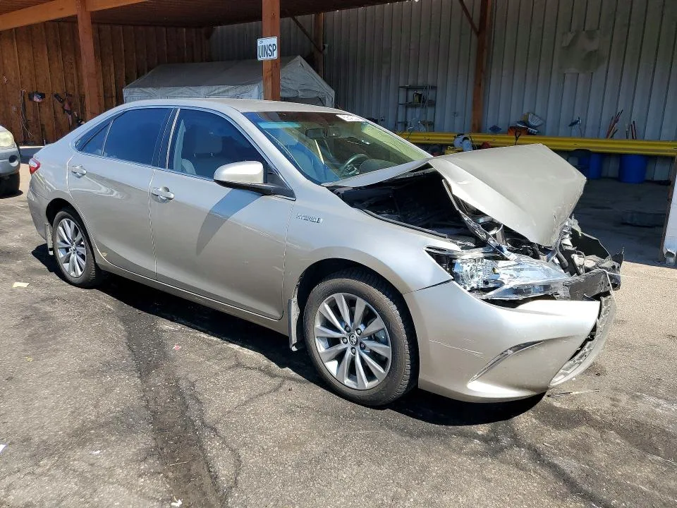 4T1BDAFK2HU201460 — 2017 TOYOTA CAMRY HYBRID photo 4
