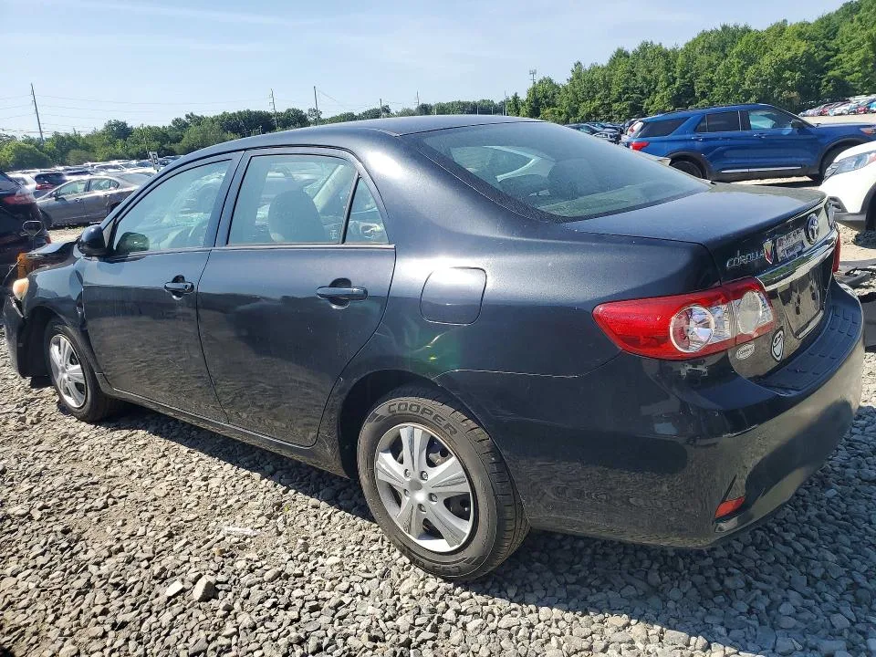 JTDBU4EE1BJ089969 — 2011 TOYOTA COROLLA photo 2