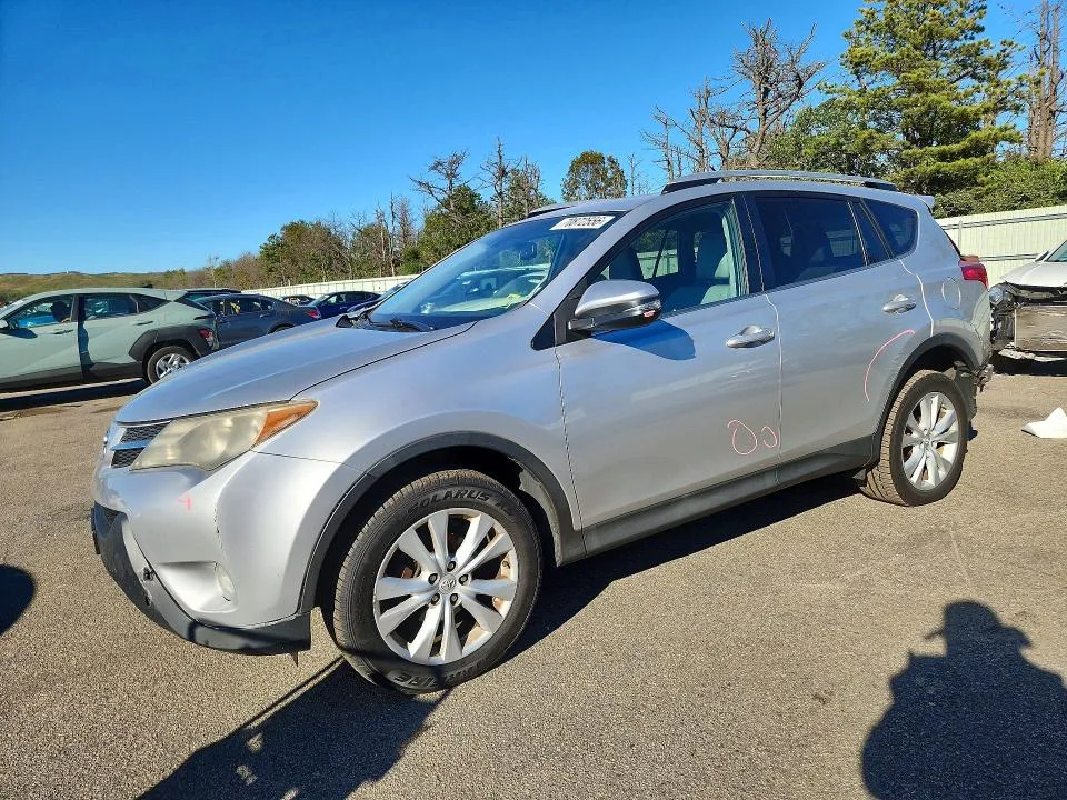 2T3DFREV9FW339594 — 2015 TOYOTA RAV4