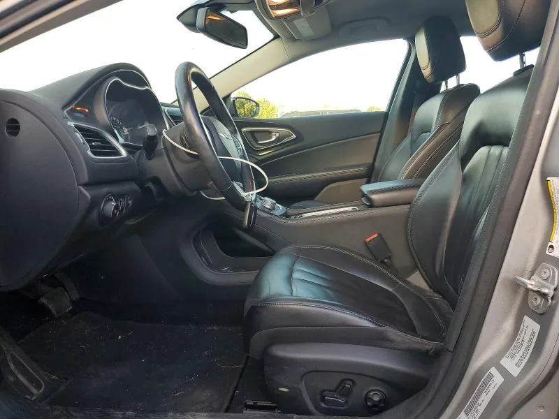 1C3CCCCB2FN643520 — 2015 CHRYSLER 200 photo 7
