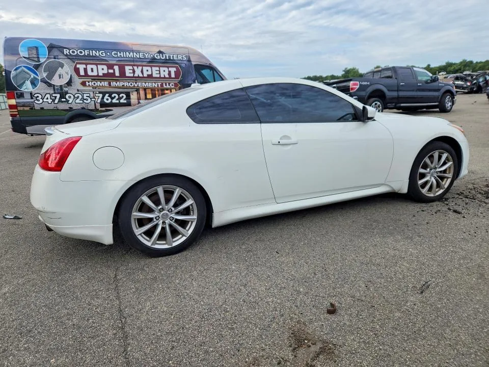 JN1CV6EK7DM920804 — 2013 INFINITI G37 COUPE photo 3