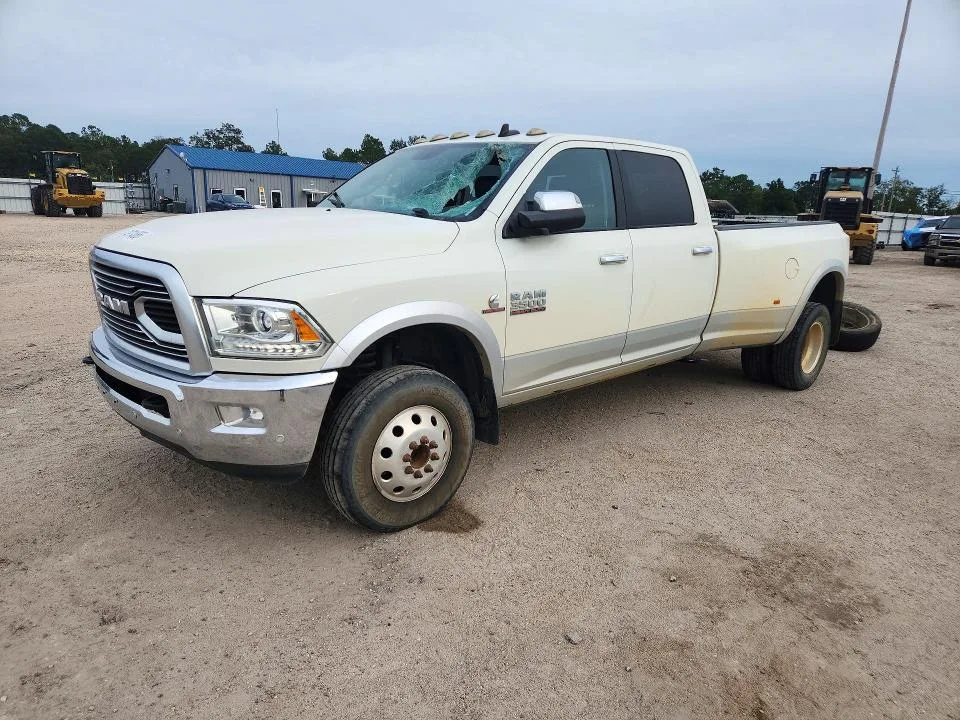 3C63RRJLXJG200517 — 2018 RAM 3500