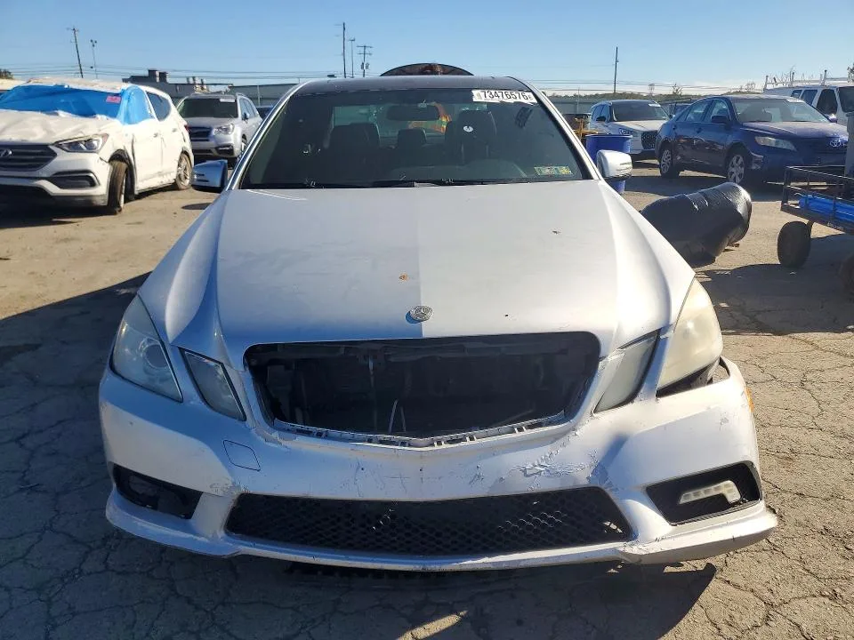 WDDHF8HB6BA501676 — 2011 MERCEDES-BENZ E photo 5