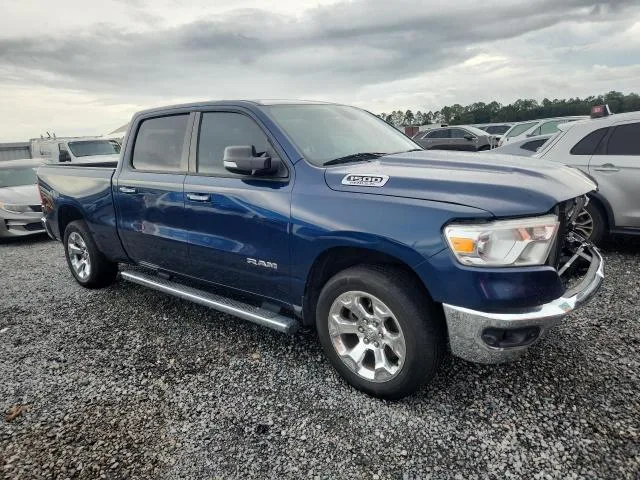 1C6SRFMT3KN922068 — 2019 RAM 1500 photo 4