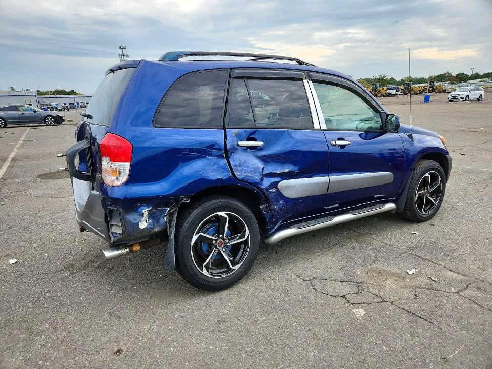 JTEHH20V330252294 — 2003 TOYOTA RAV4 photo 3