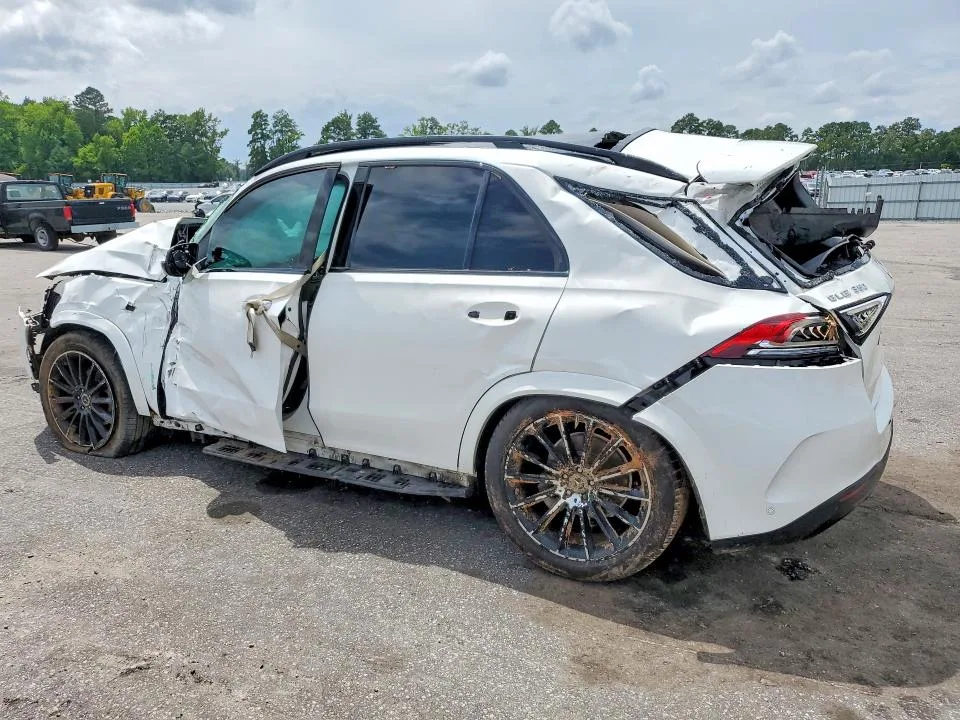 4JGFB4JB9PA950319 — 2023 MERCEDES-BENZ GLE photo 2