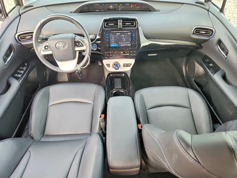 JTDKARFU3J3060228 — 2018 TOYOTA PRIUS photo 8