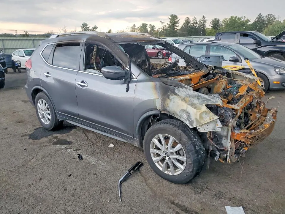 JN8AT2MV1LW143980 — 2020 NISSAN ROGUE photo 4