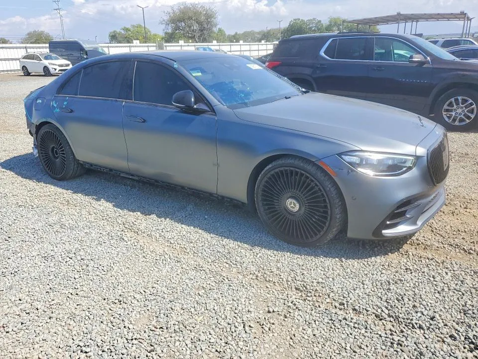 W1K6G7GBXNA111748 — 2022 MERCEDES-BENZ S photo 4