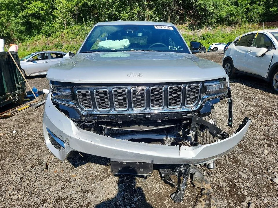 1C4RJHBG3SC337616 — 2025 JEEP GRAND CHEROKEE photo 5