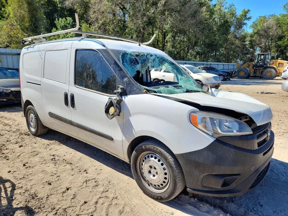 ZFBERFAB7J6L62293 — 2018 RAM PROMASTER CITY photo 4