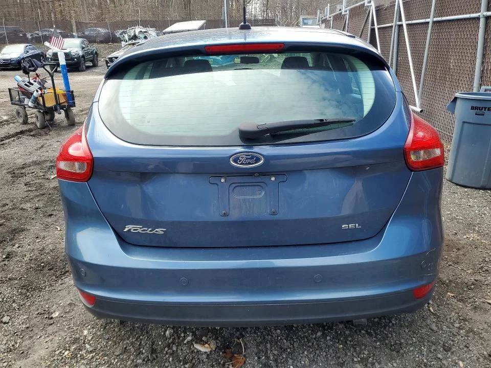 1FADP3M25JL214126 — 2018 FORD FOCUS photo 6