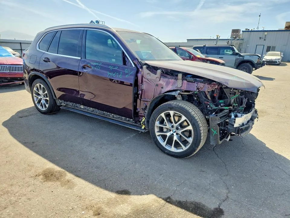 5UX23EU08S9Y84144 — 2025 BMW X5 photo 4