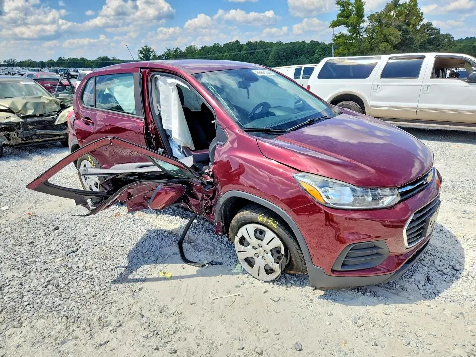 3GNCJKSB5HL254667 — 2017 CHEVROLET TRAX photo 4