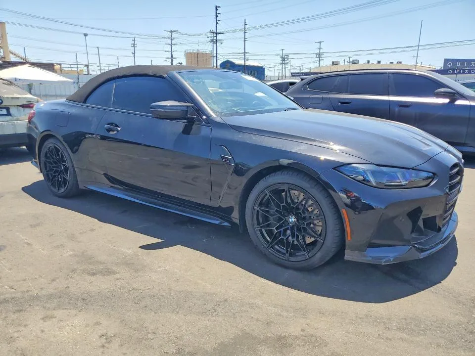 WBS43BA04SCU34029 — 2025 BMW M4 photo 4