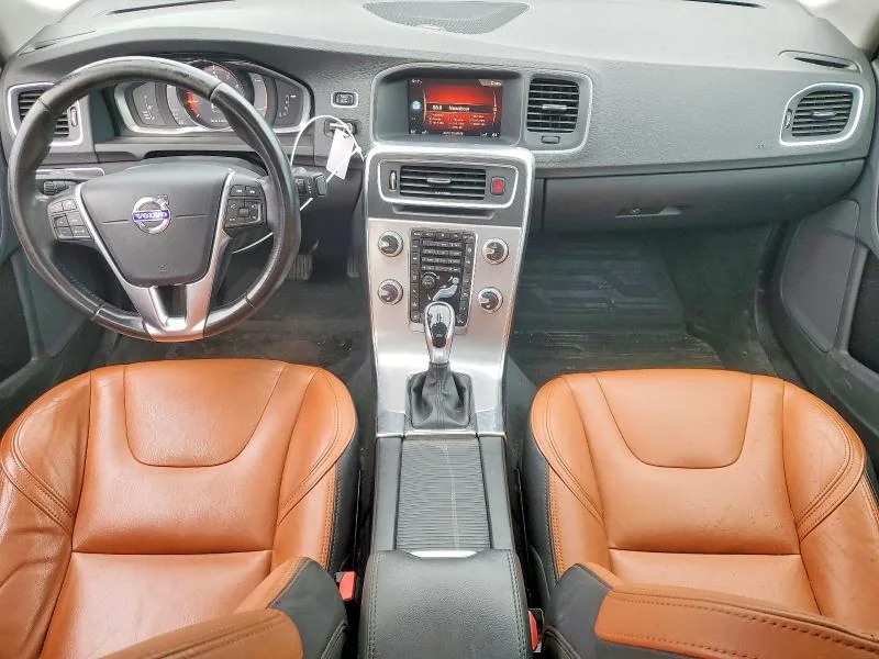 LYV402TM4HB153085 — 2017 VOLVO S60 photo 8