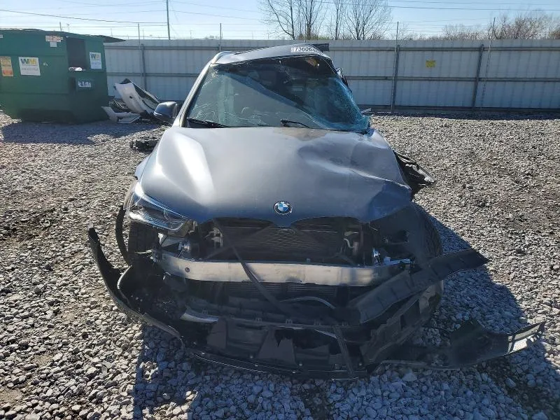 WBXHT3C37G5E53388 — 2016 BMW X1 photo 5