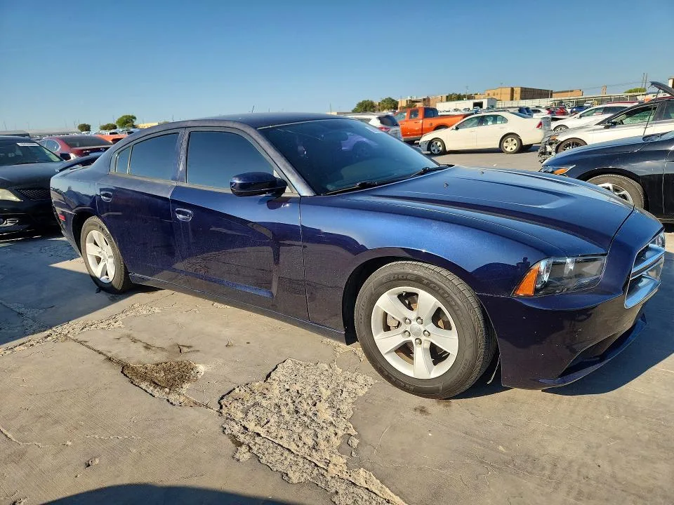 2C3CDXBGXCH259880 — 2012 DODGE CHARGER photo 4