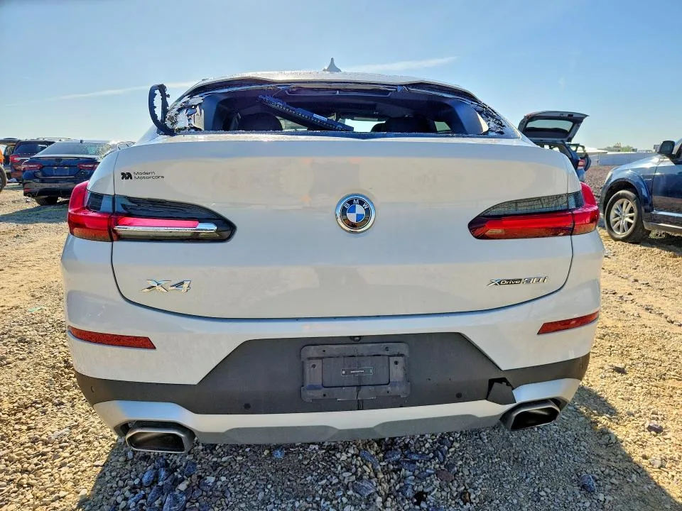5UX33DT09R9T74413 — 2024 BMW X4 photo 6