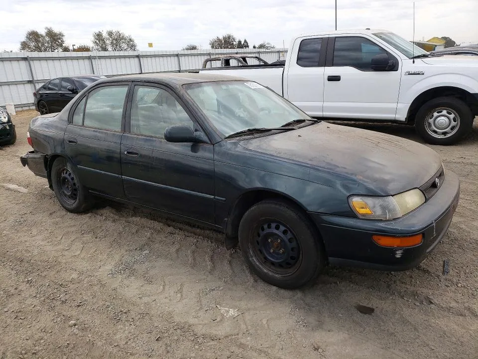 1NXBB02E8TZ405723 — 1996 TOYOTA COROLLA photo 4