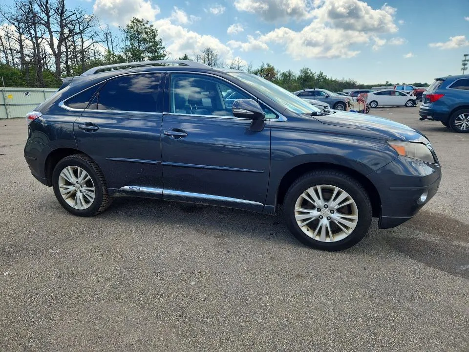 JTJBC1BA8A2004988 — 2010 LEXUS RX photo 4
