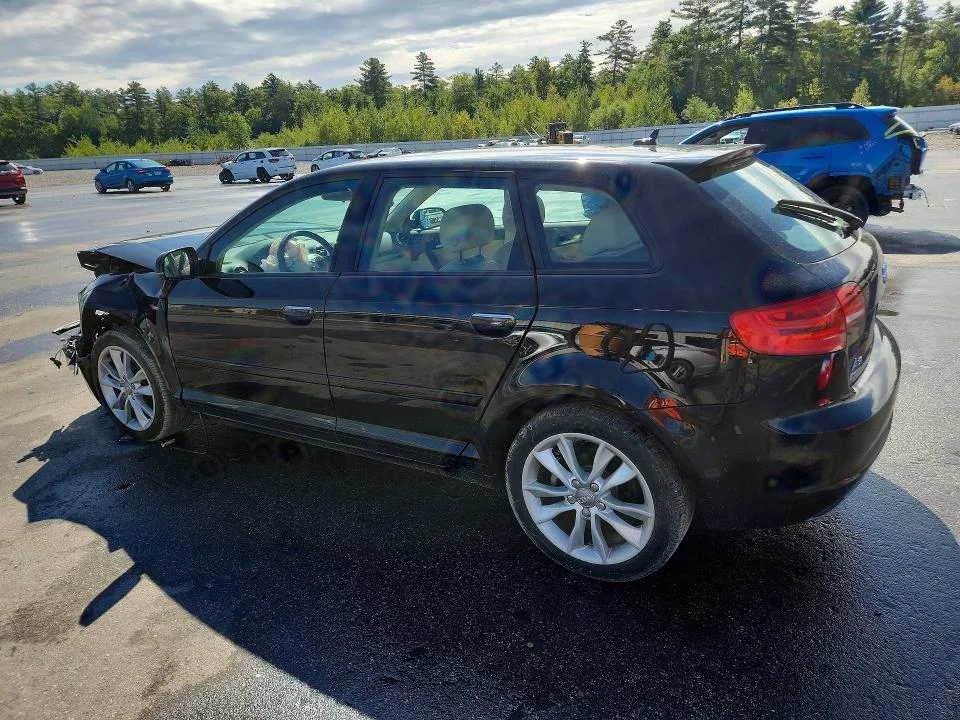WAUBJAFM9CA053877 — 2012 AUDI A3 photo 2