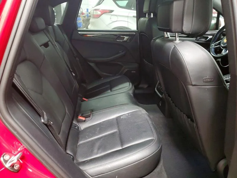 WP1AB2A56MLB36317 — 2021 PORSCHE MACAN photo 11