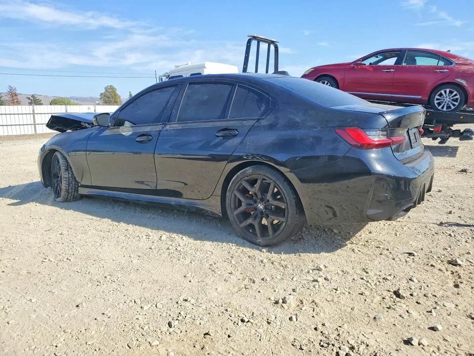 3MW59FT09S8F14171 — 2025 BMW M340I photo 2