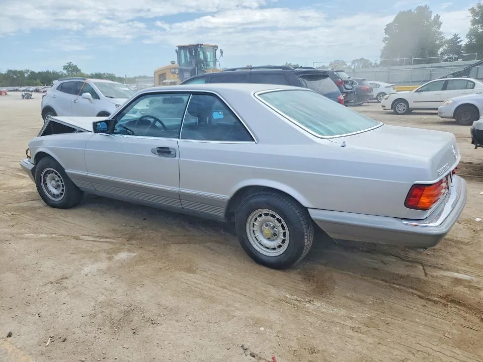 WDBCA43A5DB007024 — 1983 MERCEDES-BENZ 380 photo 2