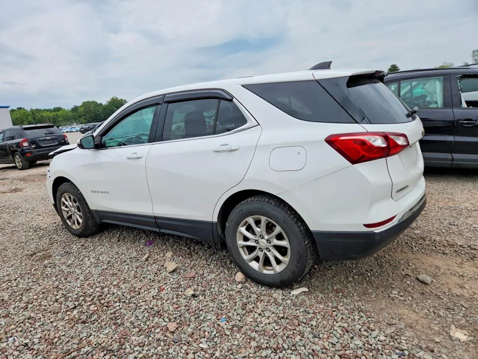 3GNAXSEV5JL104334 — 2018 CHEVROLET EQUINOX photo 2