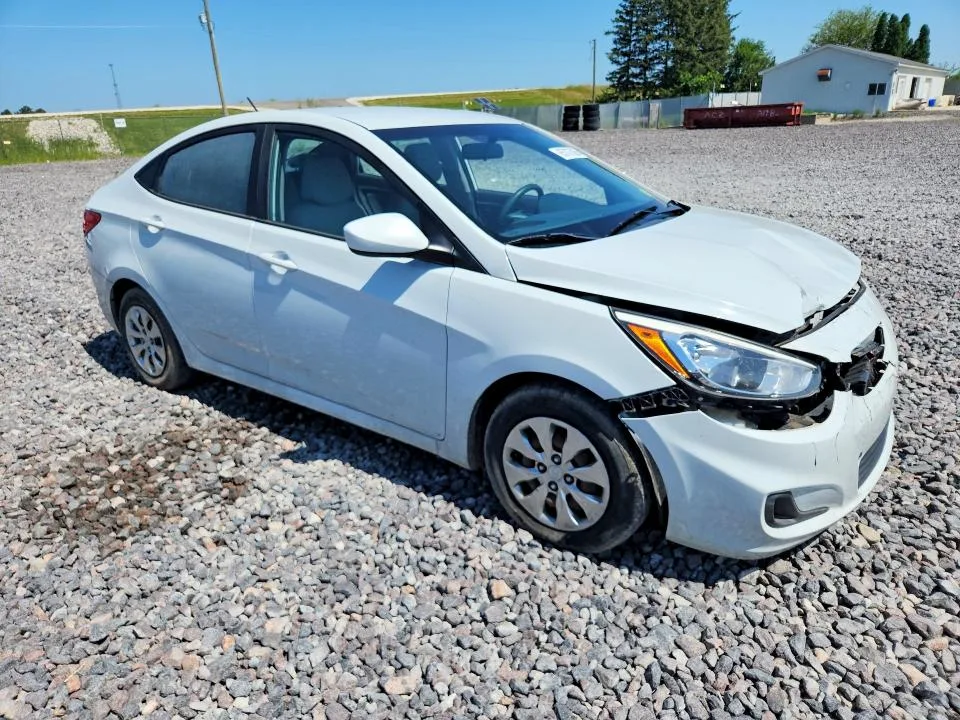 KMHCT4AE1HU390662 — 2017 HYUNDAI ACCENT photo 4