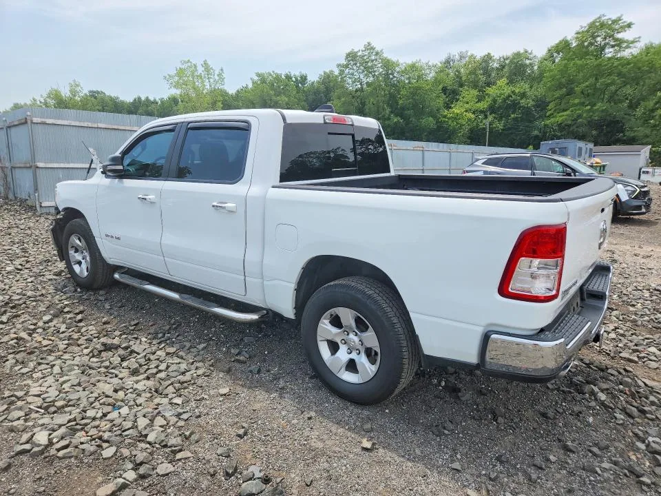 1C6SRFFT9KN781181 — 2019 RAM 1500 photo 2