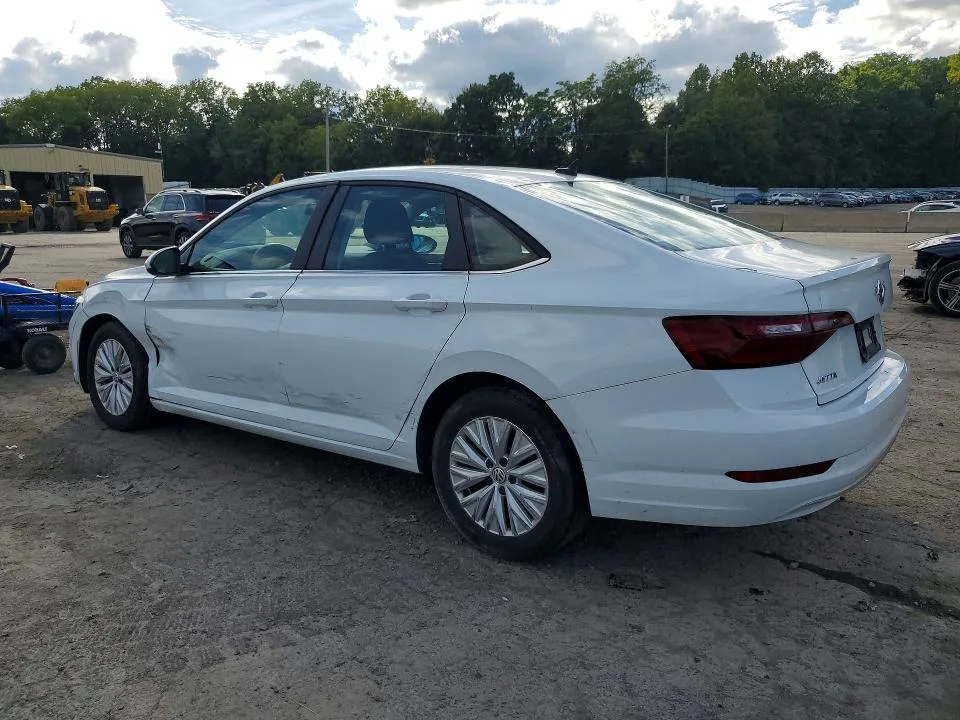 3VWC57BU4LM106537 — 2020 VOLKSWAGEN JETTA photo 2