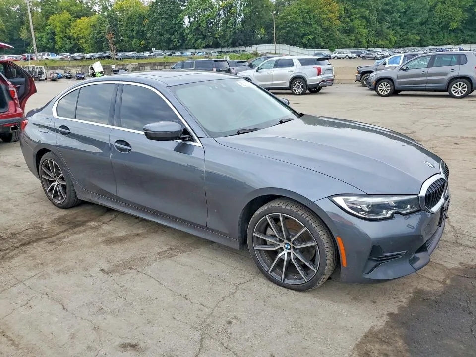 WBA5R7C05LFH47692 — 2020 BMW 330XI photo 4