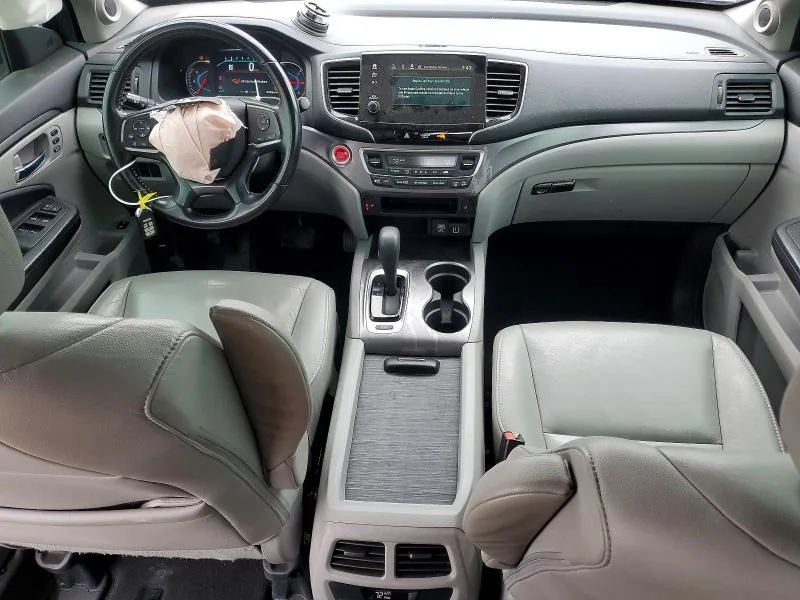 5FNYF5H52KB003131 — 2019 HONDA PILOT photo 8