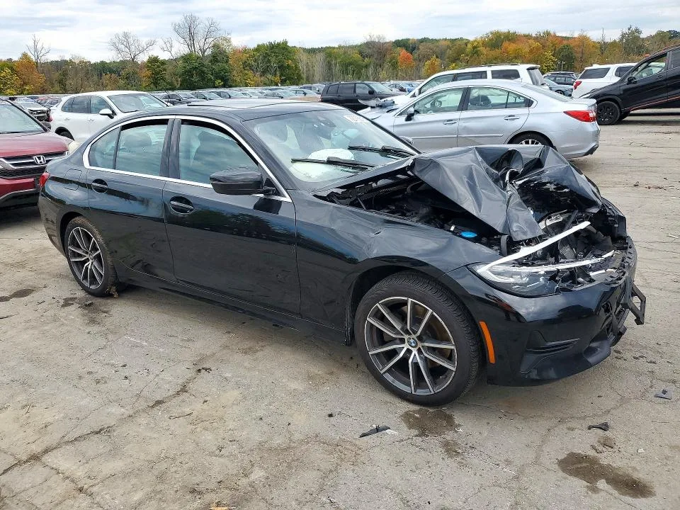 3MW5R7J08M8C13340 — 2021 BMW 330XI photo 4
