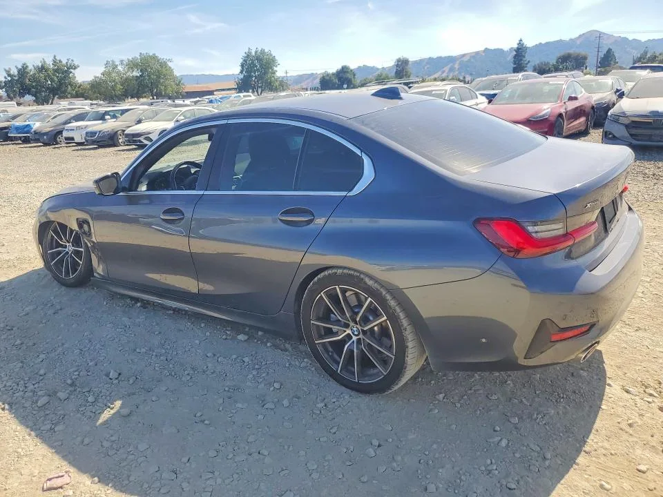 3MW5P9J02M8B89392 — 2021 BMW 330XE photo 2