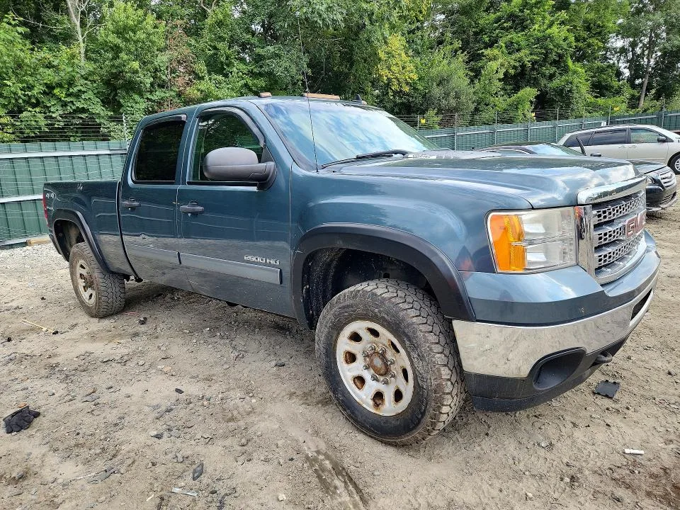 1GT120CG4CF221755 — 2012 GMC SIERRA photo 4
