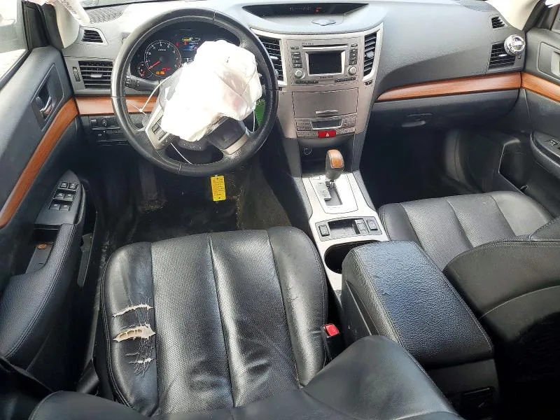 4S4BRCJC9D3314996 — 2013 SUBARU OUTBACK photo 8