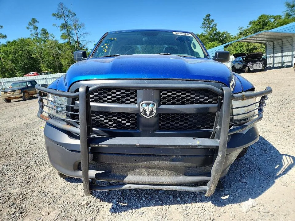 1C6RR6FT8JS211655 — 2018 RAM 1500 photo 5