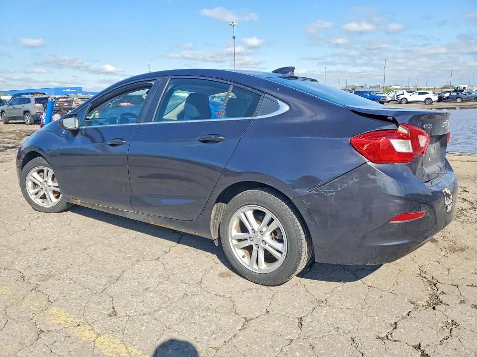 1G1BE5SM5H7142492 — 2017 CHEVROLET CRUZE photo 2