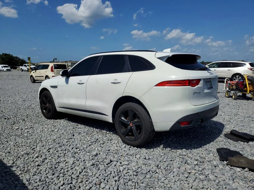 SADCL2EV1JA246091 — 2018 JAGUAR F-PACE photo 2